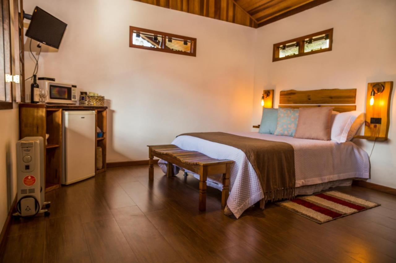 Encontro Dos Vales Lodge